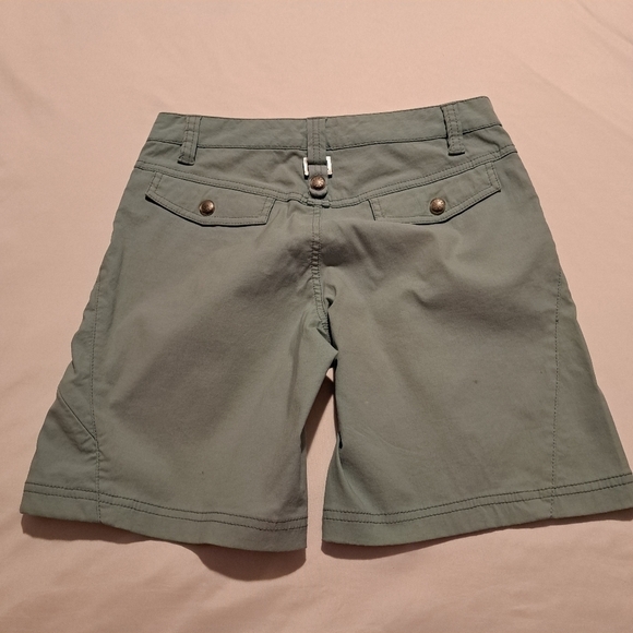 Athleta womens size 2 shorts light green sage - Picture 3 of 9